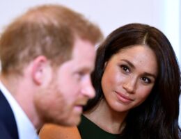 coronation; stare